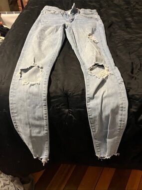Universal Thread Light Blue Distressed Skinny Jeggings